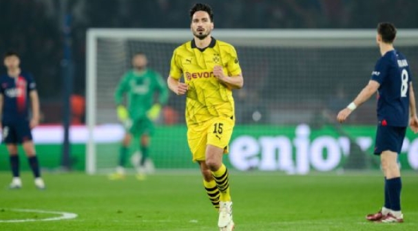 Mats Hummels opuści Borussię Dortmund jako wolny agent